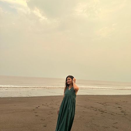 Cassa Marina Beach Resort Damlawari Kültér fotó